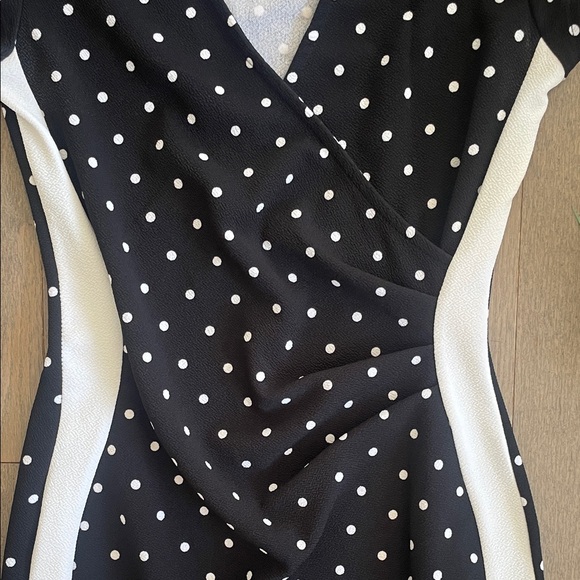 Black & White Polka Dot Dress 🔥 - Size Small (tagged Medium) - Picture 5 of 14